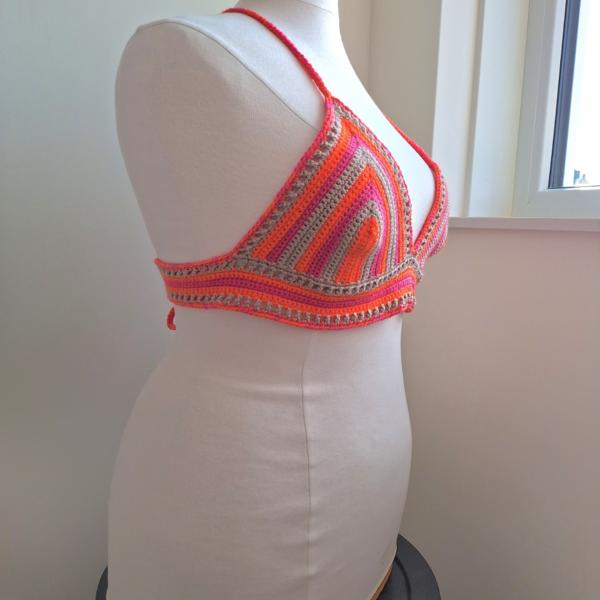 Gehaakt topje 'Boho top oranje, roze en beige'