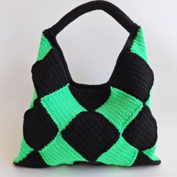 Gehaakte checker handtas 'Zwart en neon groen'