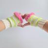 Thumbnail for Gehaakte handschoenen - gehaakte vingerloze handschoenen | Crème, limoengroen en Barbie roze