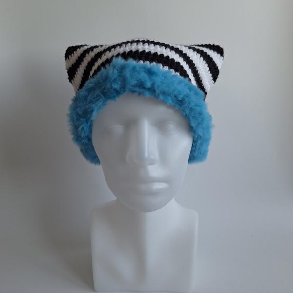 Gehaakte muts met imitatiebont | Zwart, wit en blauw