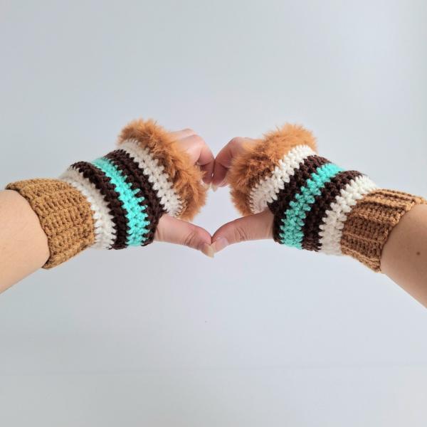 Gehaakte handschoenen - gehaakte vingerloze handschoenen | karamelbruin, crème, turquoise en donkerbruin