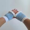 Thumbnail for Gehaakte handschoenen - gehaakte vingerloze handschoenen | Lichtblauw en wit