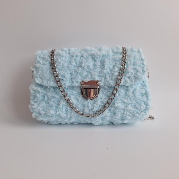 Geweven crossbody tas | Lichtblauw en zilver