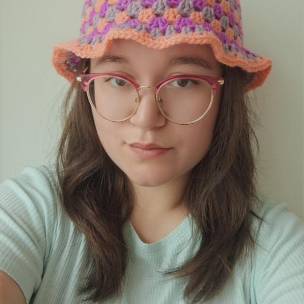 Gehaakte bucket hat | Koraal, lavendel en mauve