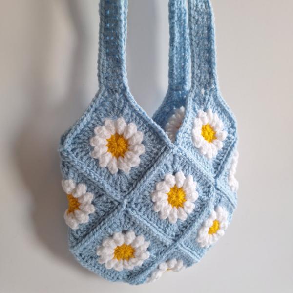 Gehaakte tas | Blauwe madeliefjes