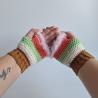 Thumbnail for Gehaakte handschoenen - gehaakte vingerloze handschoenen | Karamelbruin, crème, lichtgroen, koraaloranje en lichtroze