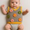 Thumbnail for Gehaakt baby vestje | Beige en geel met lichtroze, groene en oranje bloemen