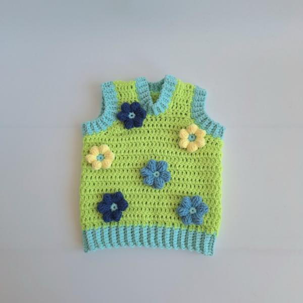 Gehaakt baby vestje | Limoengroen en mintgroen met blauwe bloemen