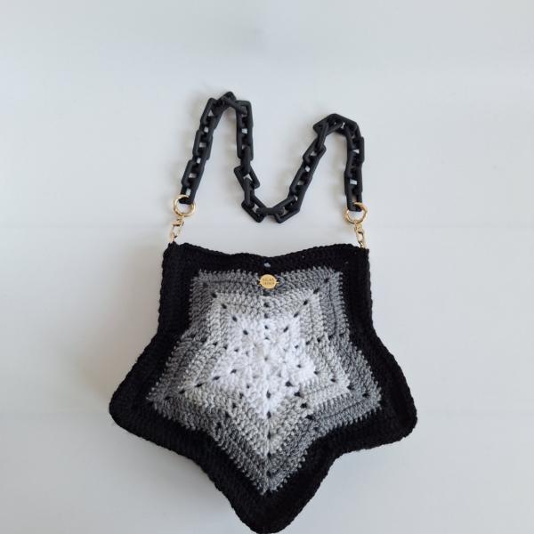 Gehaakte ster tas | Zwart, donkergrijs, lichtgrijs en wit