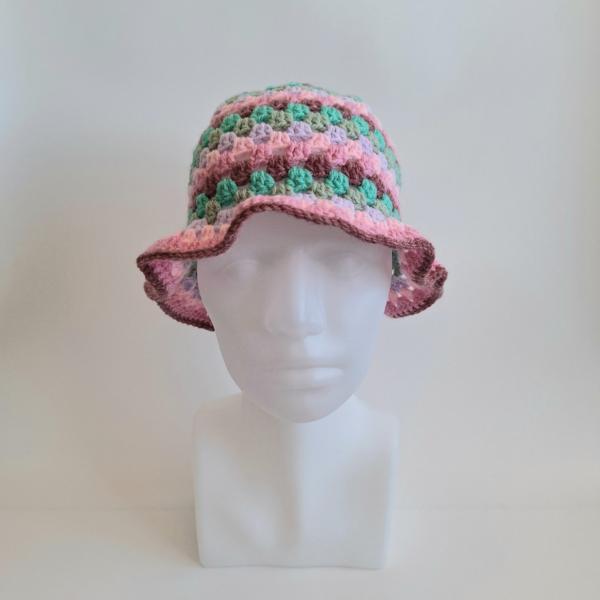 Gehaakte bucket hat | Mintgroen, sagegroen, lila, lichtroze, poeder roze en mauve