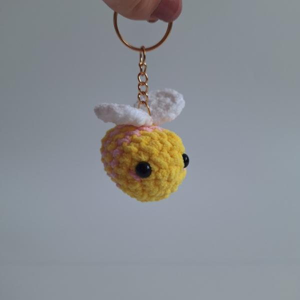 Gehaakte sleutelhanger 'Grapefruit bij'