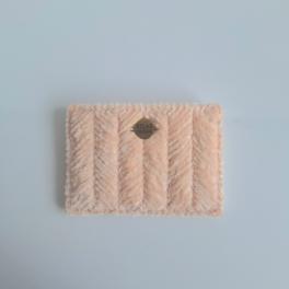 Geweven pasjeshouder | Pasteloranje velvet look