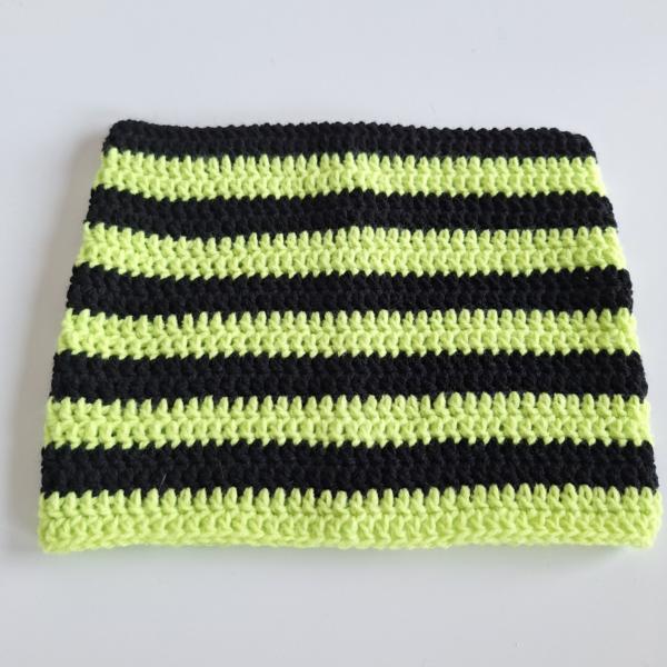 Gehaakte muts | zwart en neon groen
