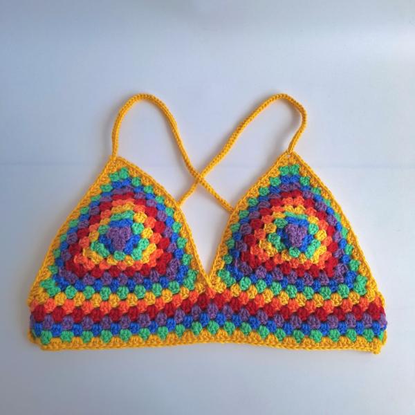 Gehaakt topje 'Pride regenboog vlag ||'