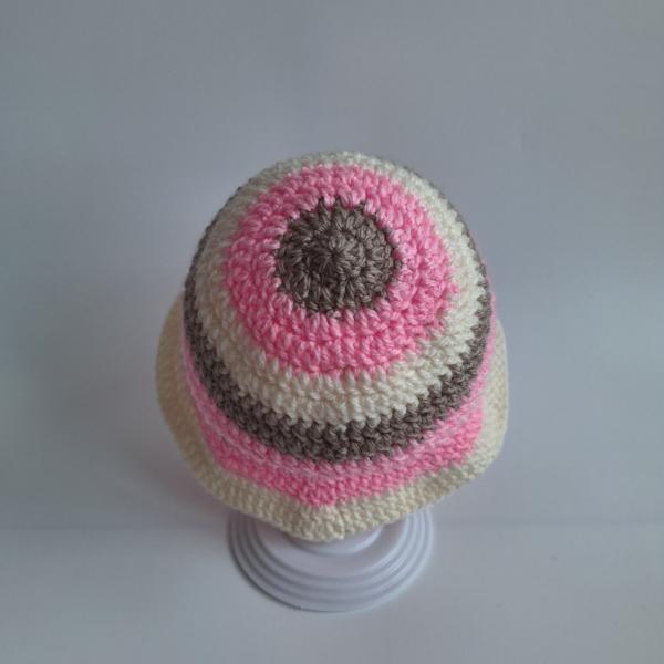 Gehaakt baby zonnehoedje 'Roze, crème en beige'