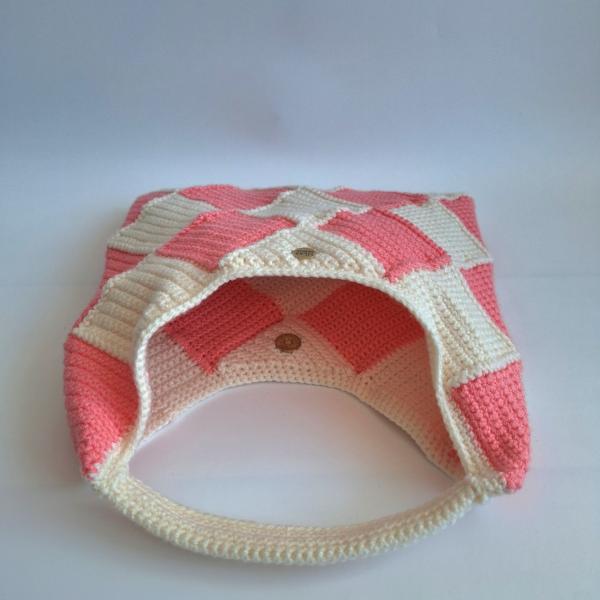 Gehaakte checker handtas 'Crème en koraaloranje'