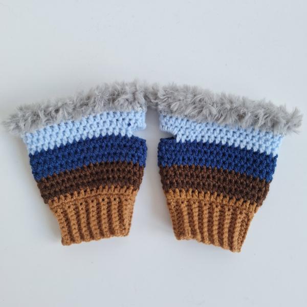 Gehaakte handschoenen - gehaakte vingerloze handschoenen | Karamel bruin, donkerbruin, donkerblauw, lichtblauw en lichtgrijs