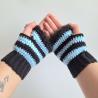 Thumbnail for Gehaakte handschoenen - gehaakte vingerloze handschoenen | Zwart en lichtblauw
