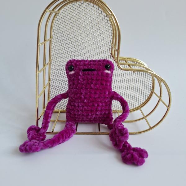 Gehaakte knuffel 'Magenta kikker'