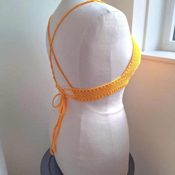 Gehaakt topje 'Boho top geel'