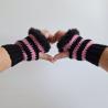 Thumbnail for Gehaakte handschoenen - gehaakte vingerloze handschoenen | Zwart en lichtroze