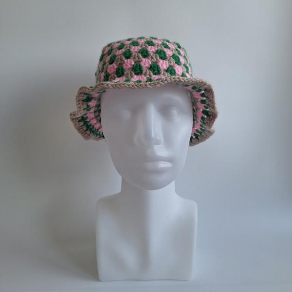 Gehaakte bucket hat | Groen, roze en beige