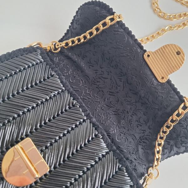 Geweven crossbody tas | Zwart en goud