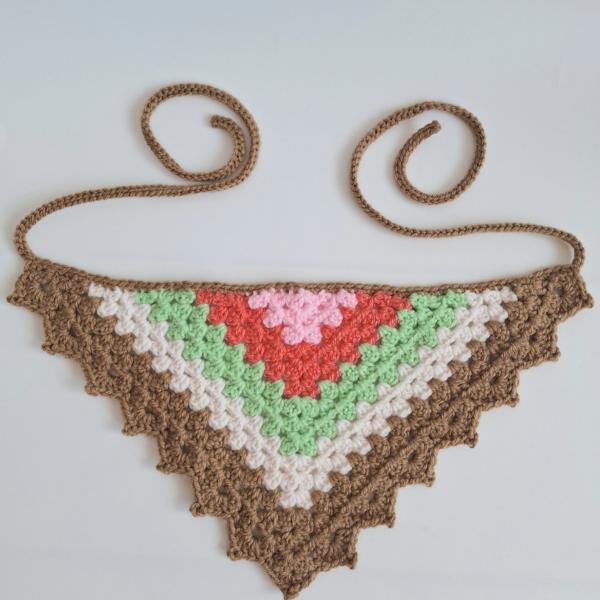 Gehaakte bandana | Lichtroze, koraaloranje, lichtgroen, crème en lichtbruin
