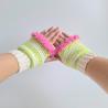 Thumbnail for Gehaakte handschoenen - gehaakte vingerloze handschoenen | Crème, limoengroen en Barbie roze