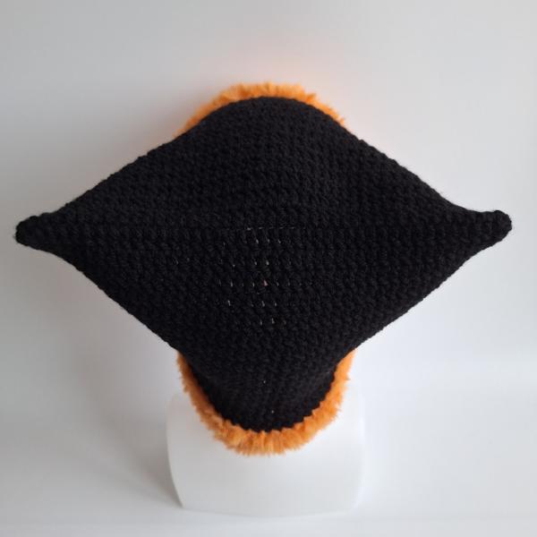 Gehaakte muts met imitatiebont | Zwart en oranje