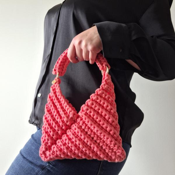 Gehaakte crossbody tas 'Koraaloranje'