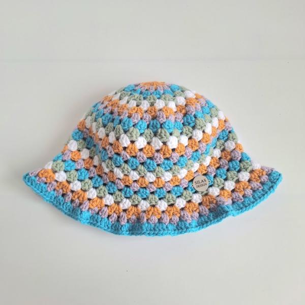 Gehaakte bucket hat | Oranje, lila, turquoise, sagegroen en wit