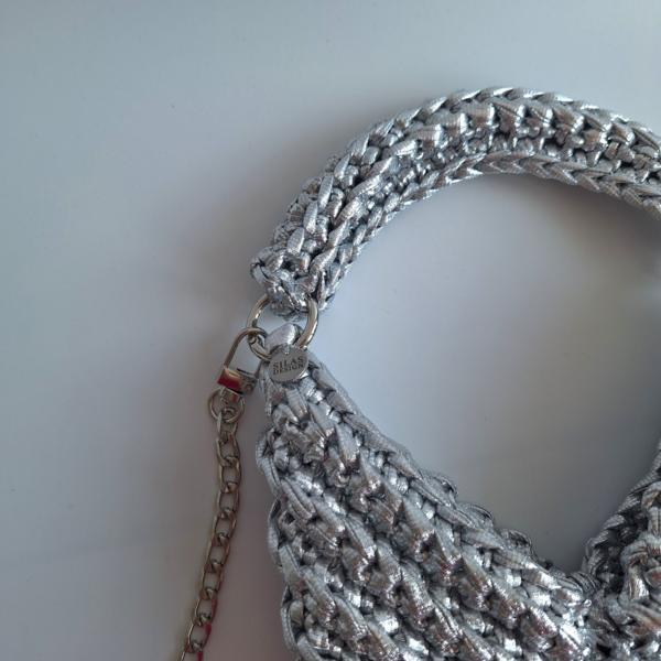 Gehaakte crossbody tas 'Metallic zilver'