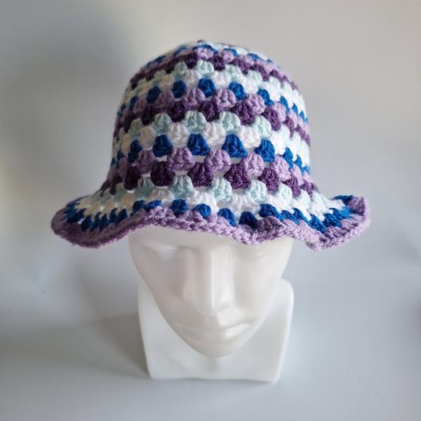 Gehaakte bucket hat | Blauwe bes