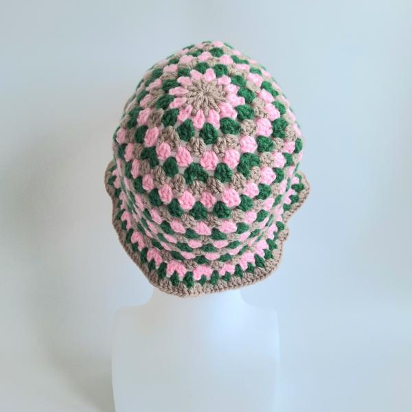 Gehaakte bucket hat | Groen, roze en beige