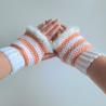 Thumbnail for Gehaakte handschoenen - gehaakte vingerloze handschoenen | Wit en perzikoranje