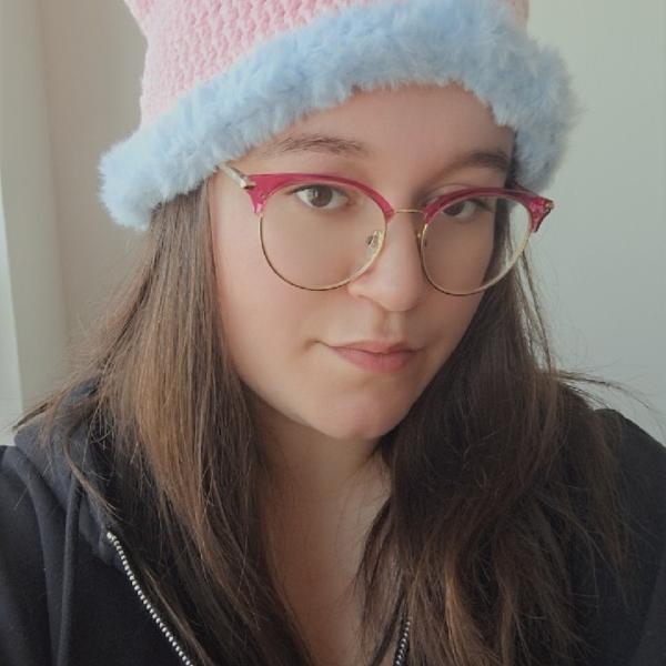 Gehaakte muts met imitatiebont | Lichtroze en lichtblauw