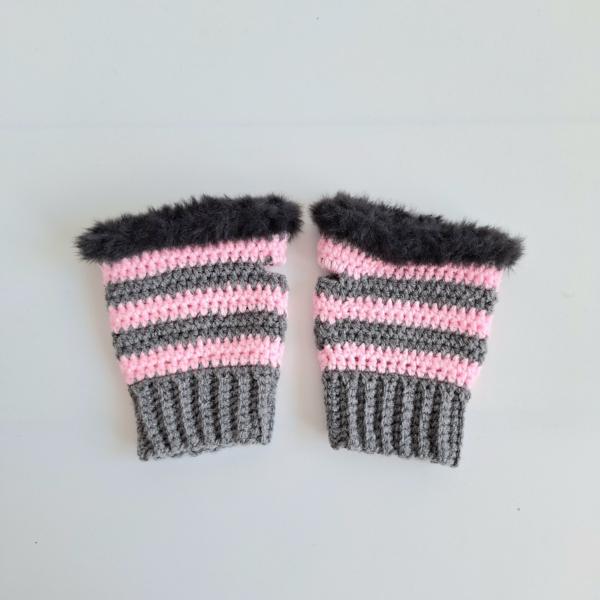 Gehaakte handschoenen - gehaakte vingerloze handschoenen | Donkergrijs, lichtroze en zwart