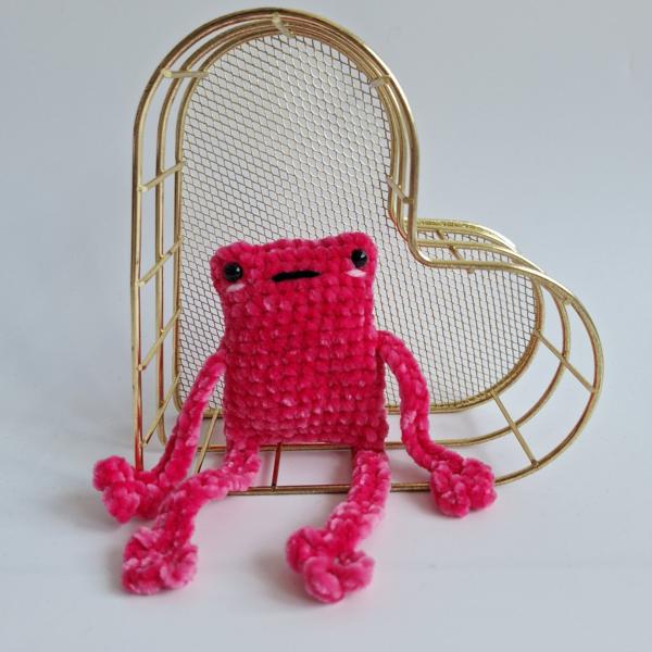 Gehaakte knuffel 'Knalroze kikker'