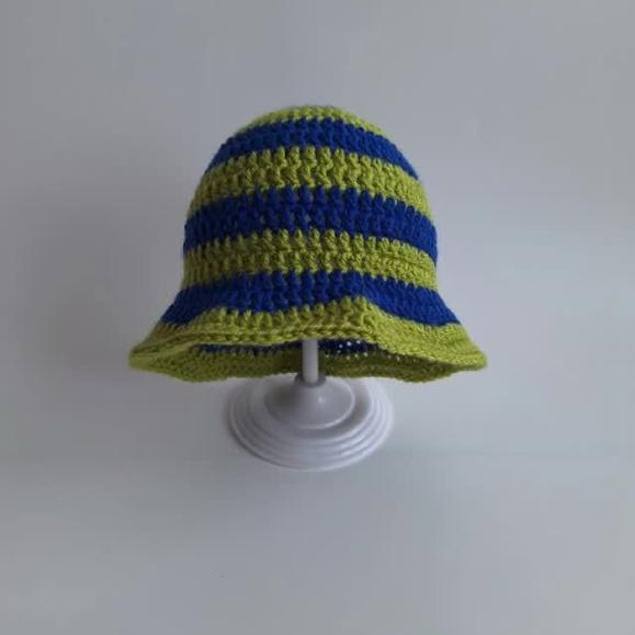 Ontdek mijn shop vol unieke handgemaakte baby items via de link in mijn bio 🛍🫶

#handmade #crochet #fyp #reels #babyhat