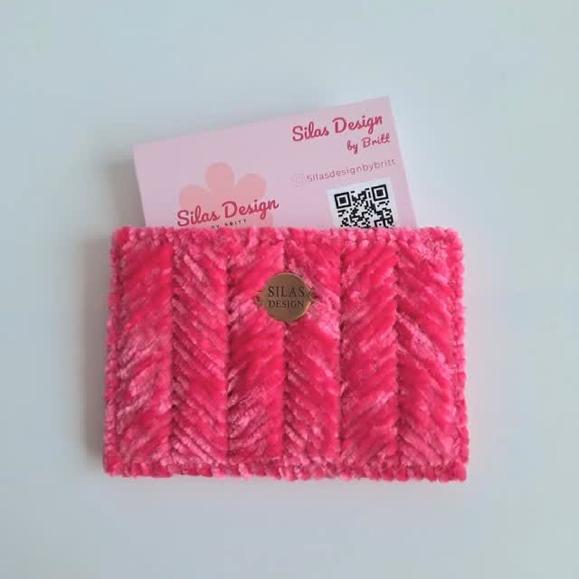 Shop de leukste handmade kaarthouders via onderstaande link of klik op de link in mijn bio om te shoppen 🛍👇🫶

https://www.swanmarket.nl/creative/silasdesignbybritt/

#handmadecardholder #kaarthouder #reels #fyp #handgemaakt